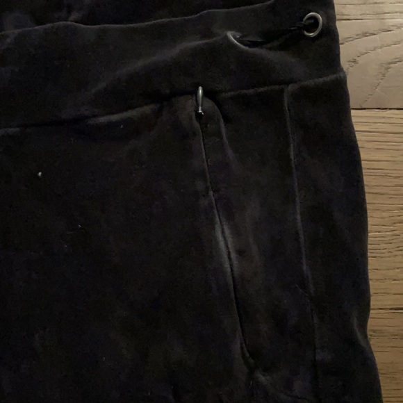 PUMA/FERRARI SWEATPANTS-WOMEN'S SIZE S. - Picture 7 of 9